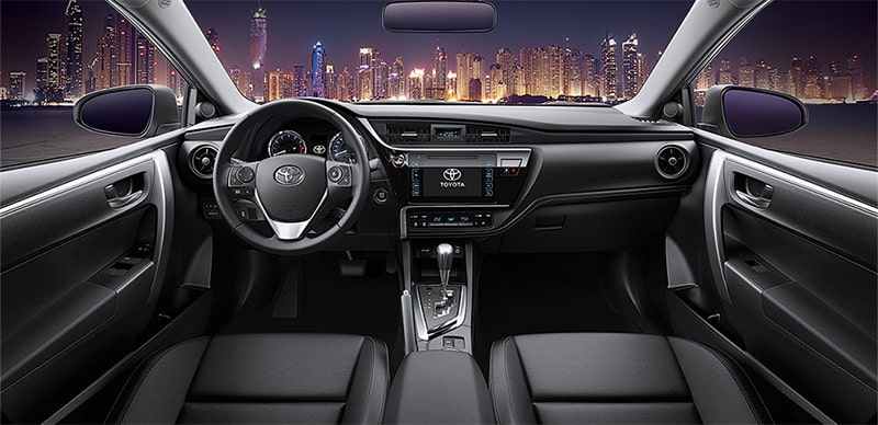 Đánh giá nội thất xe Toyota Corolla Altis 2019