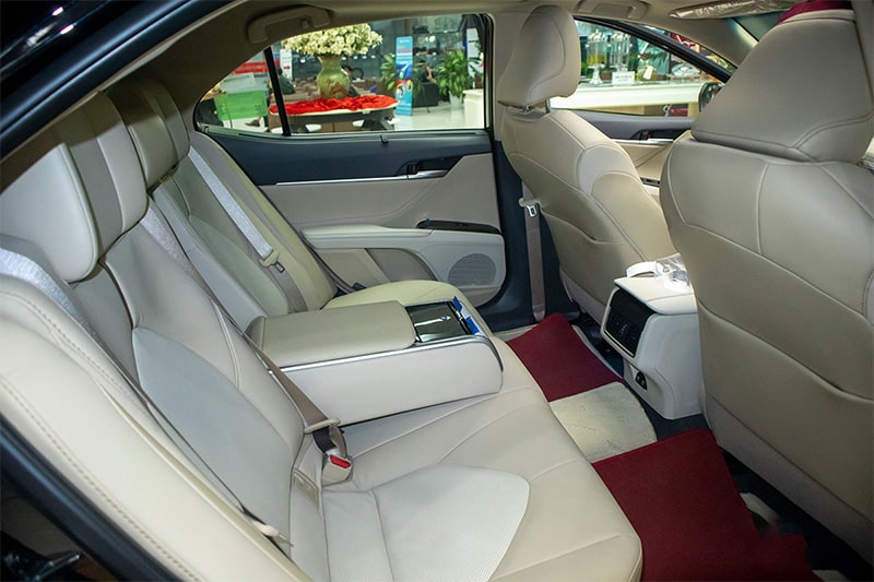 Đánh giá nội thất xe Toyota Camry 2022