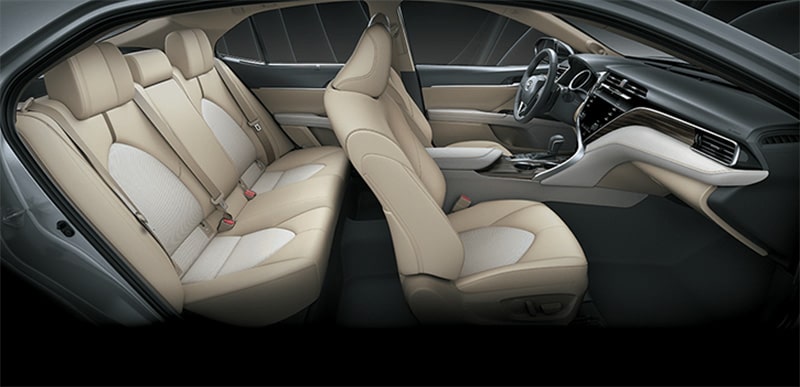 Đánh giá nội thất xe Toyota Camry 2023