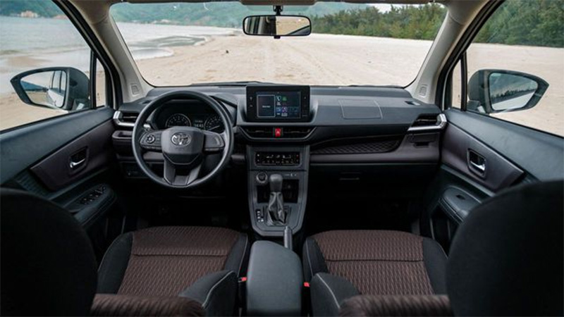Đánh giá nội thất xe Toyota Avanza 2023