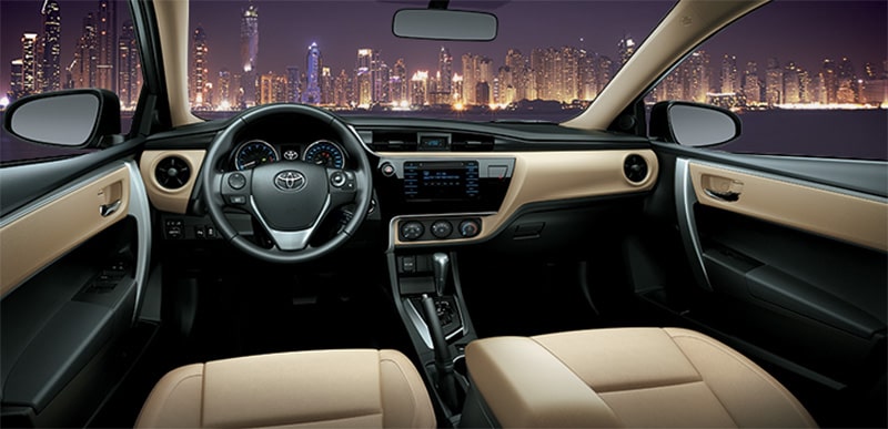 Đánh giá nội thất xe Toyota Corolla Altis 2018