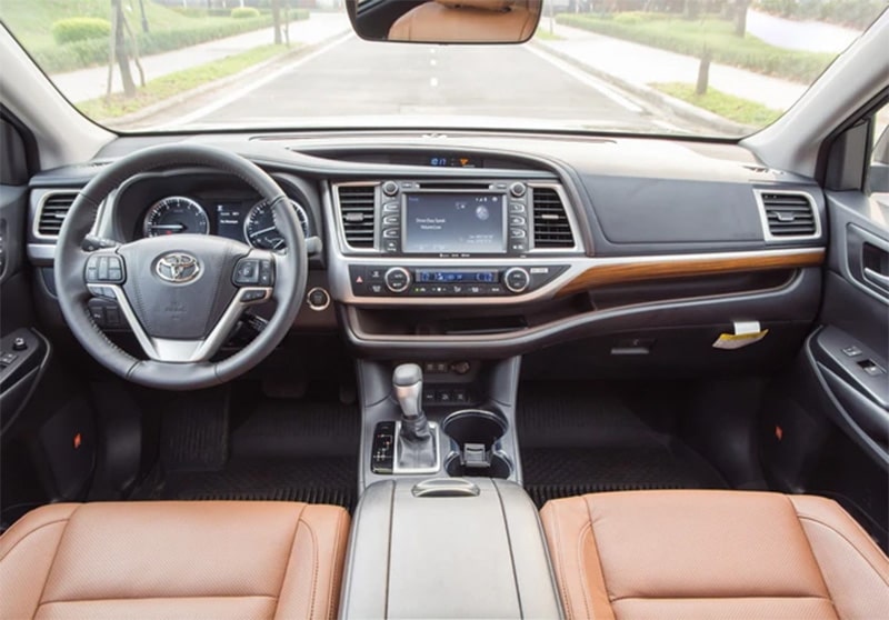 Đánh giá tiện nghi xe Toyota Highlander 2019