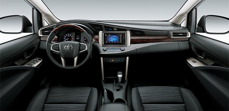 Đánh giá nội thất xe Toyota Innova 2018