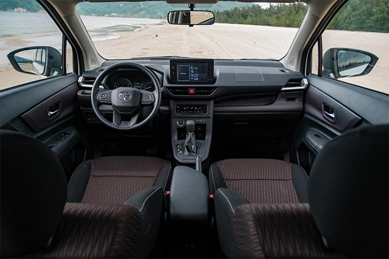 Đánh giá nội thất Toyota Avanza 2022