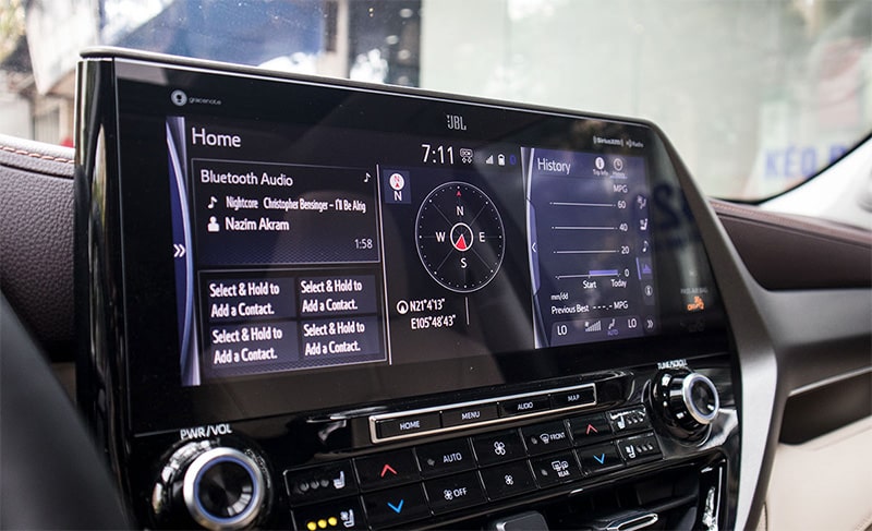 Đánh giá tiện nghi xe Toyota Highlander 2020