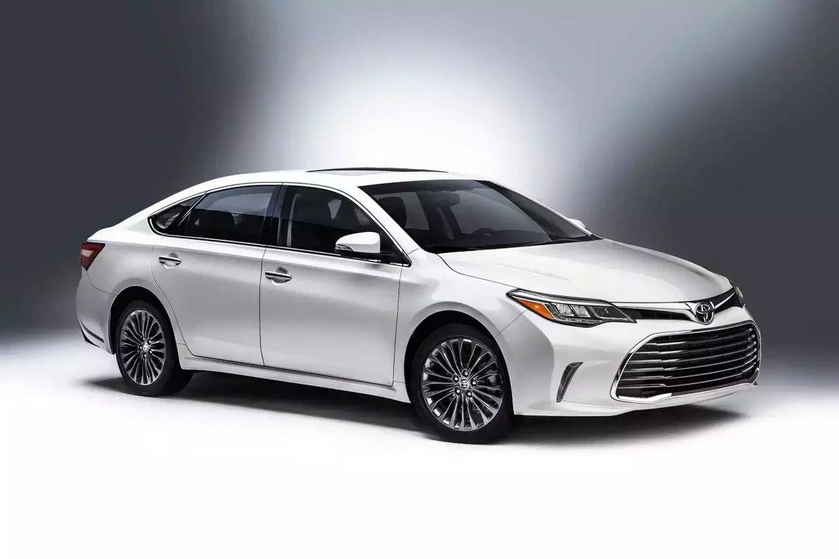 Đánh giá Toyota Avalon 2018