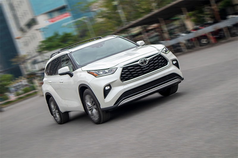 Đánh giá Toyota Highlander 2021 vận hành