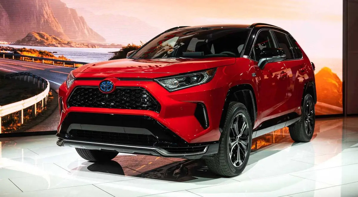 Đánh giá Toyota Rav4 2021