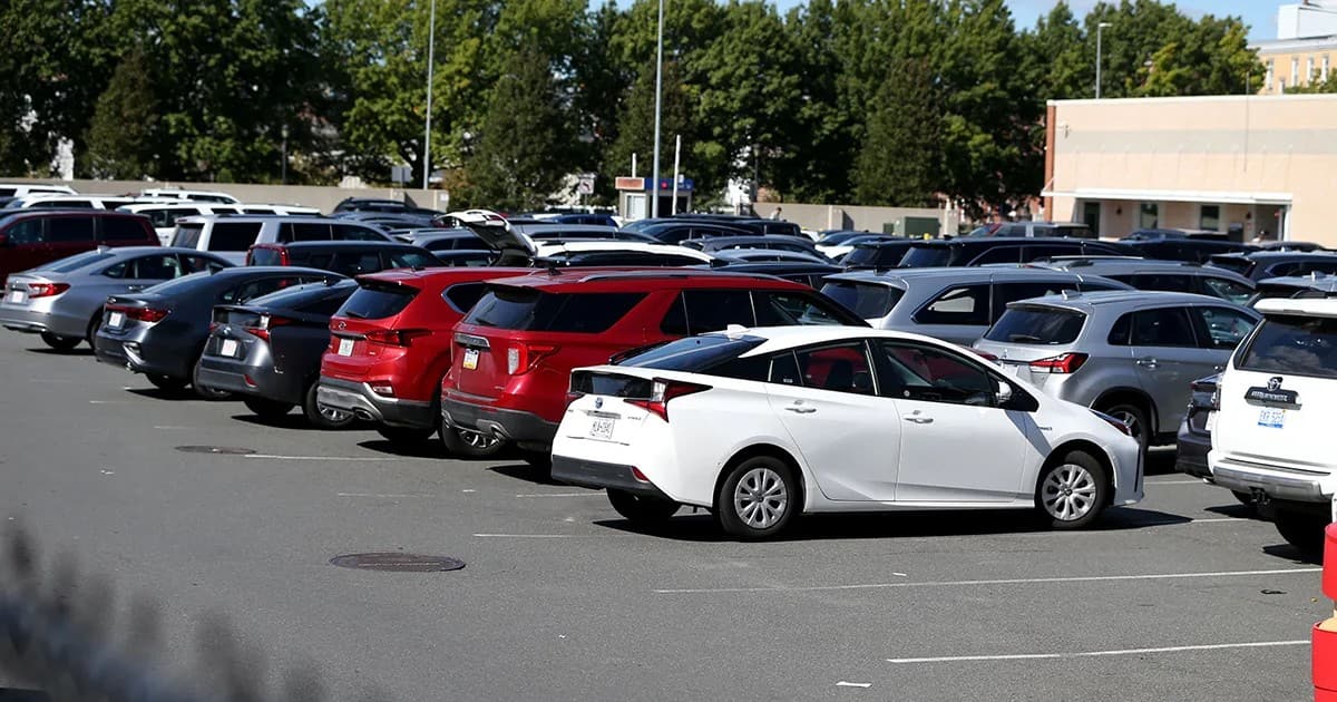 Dịch vụ kèm theo thuê xe tự lái