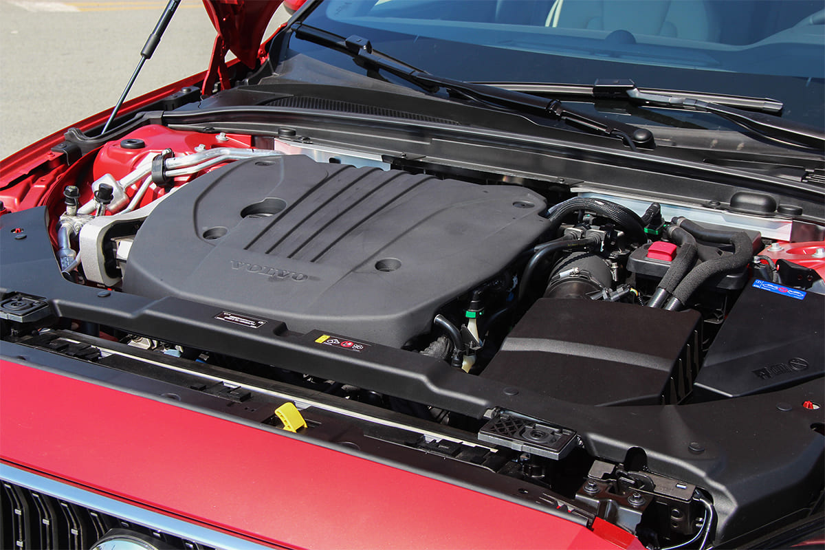 Động cơ và vận hành xe Volvo V60