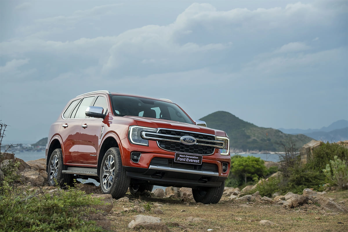 Ford Everest 2023 sở hữu khối động cơ mạnh mẽ chạy dầu diesel