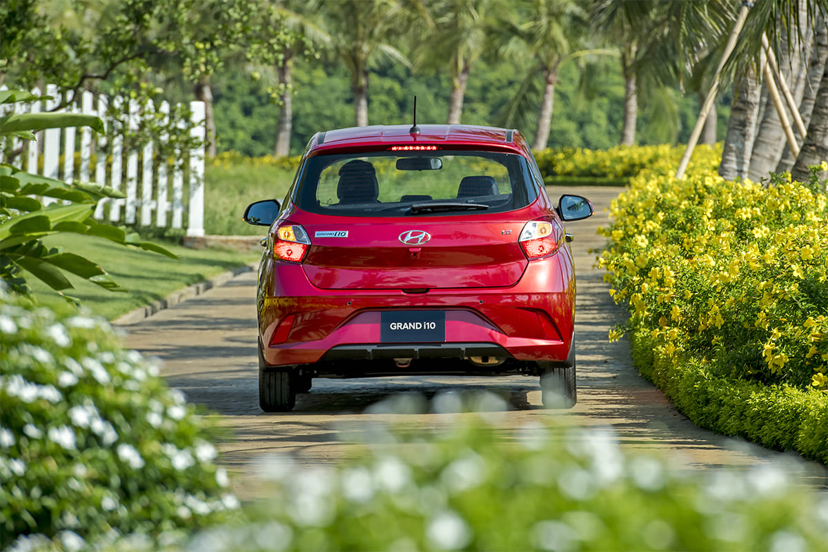 Đuôi xe Hyundai Grand I10