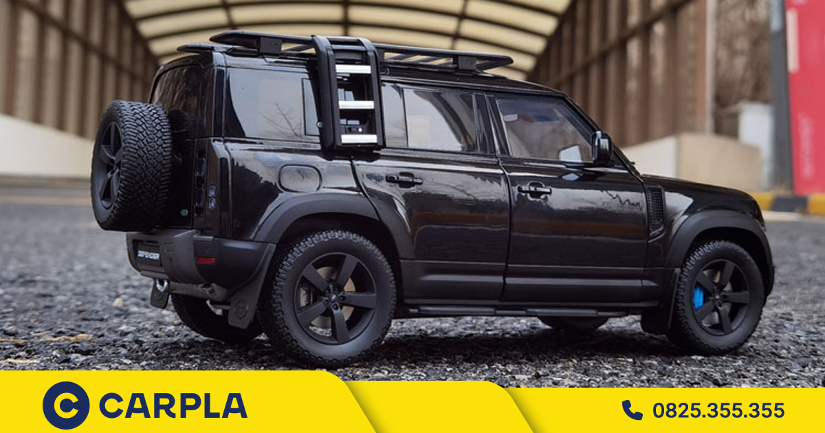 Đuôi xe Land Rover Defender 110 đậm chất thiết kế địa hình, việt dã