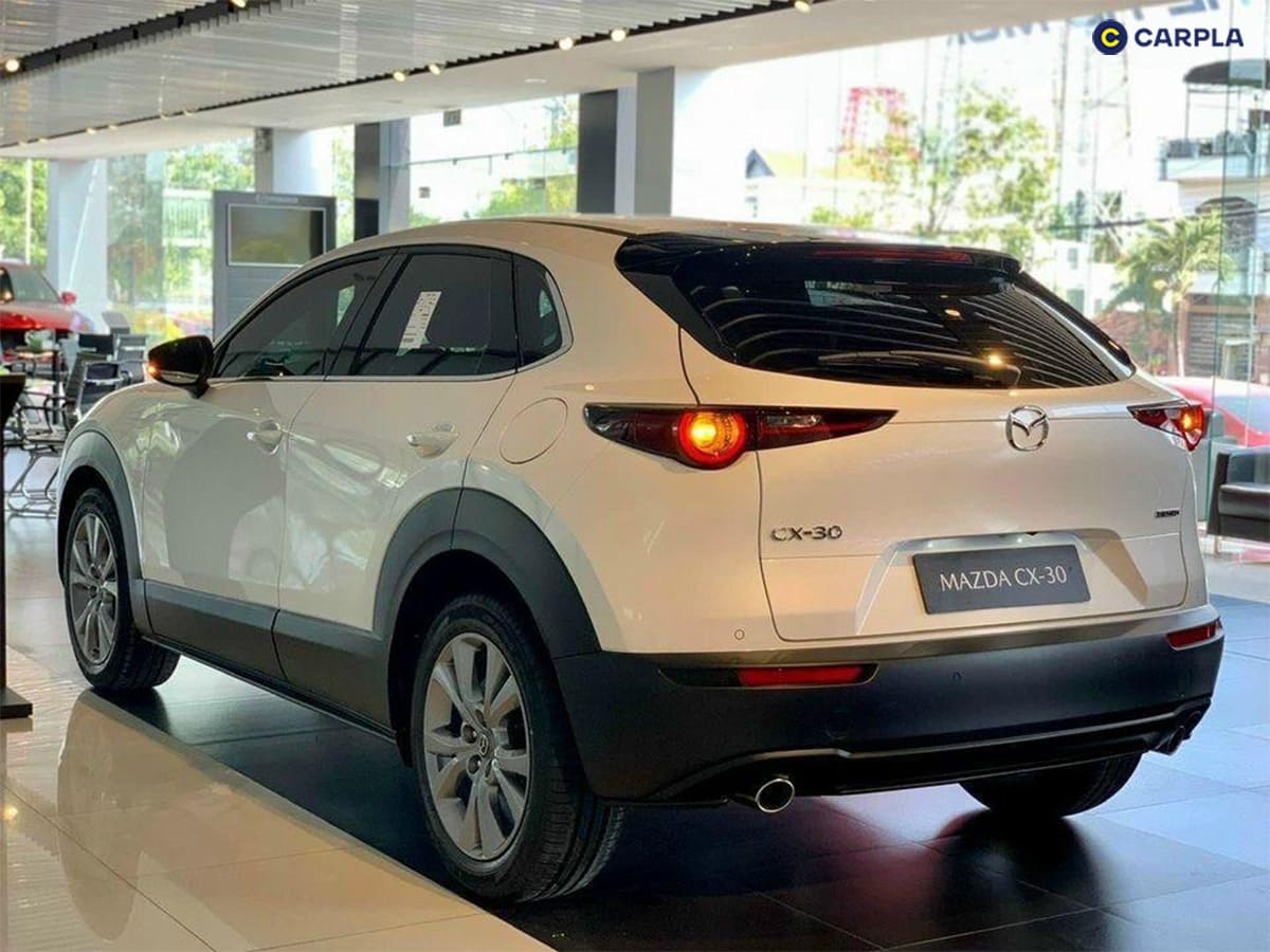 Đuôi xe Mazda CX-30 2023