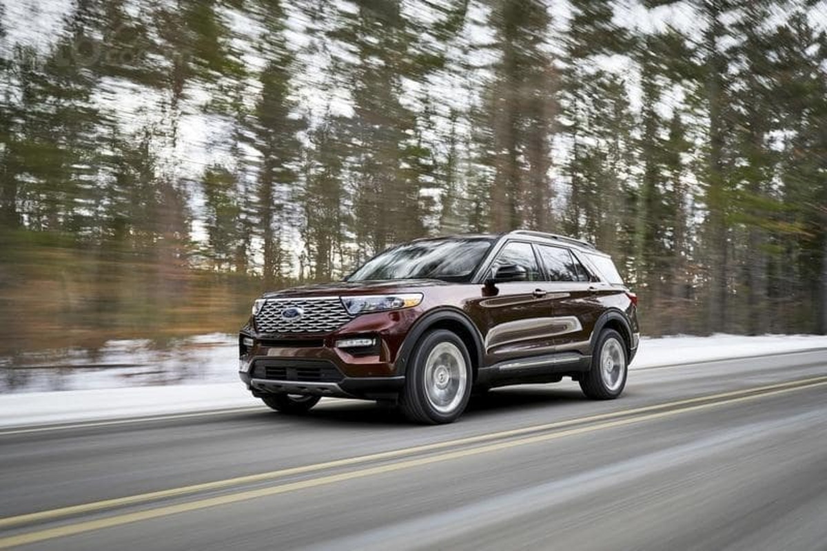 Ford Explorer 2020 có 2 tùy chọn động cơ EcoBoost 2.3L và EcoBoost V6 3.0L