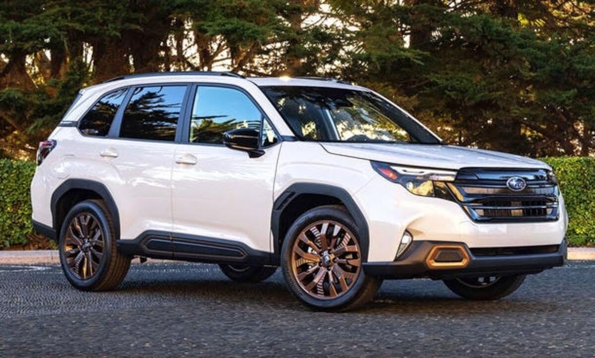 Forester 2024 được đánh giá cao về khả năng vận hành mạnh mẽ, bền bỉ