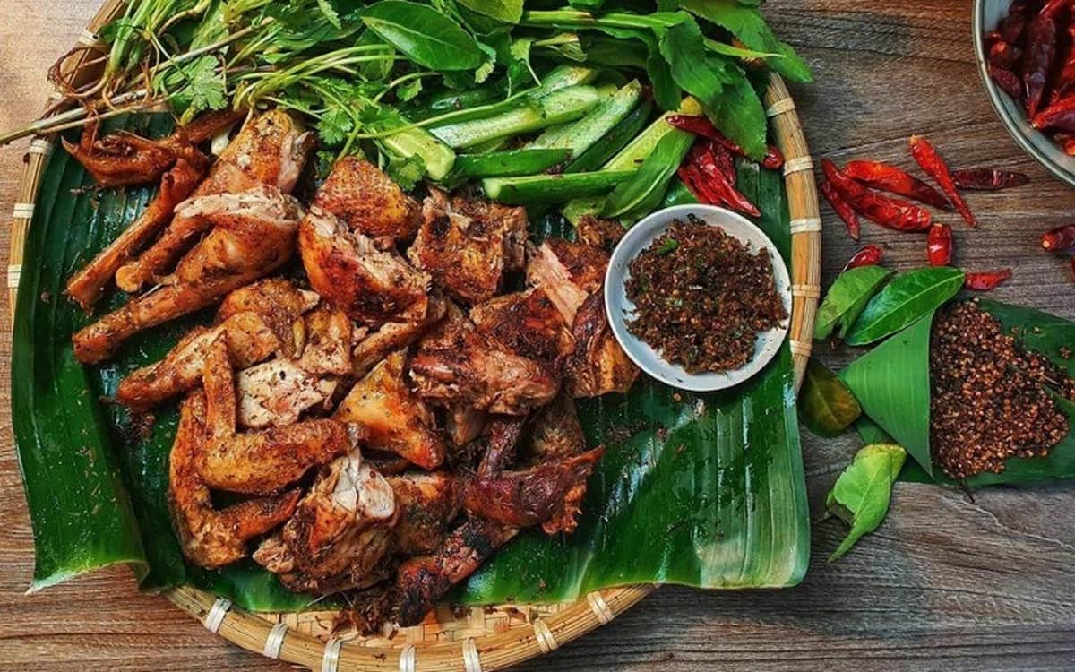 Gà nướng mắc khén