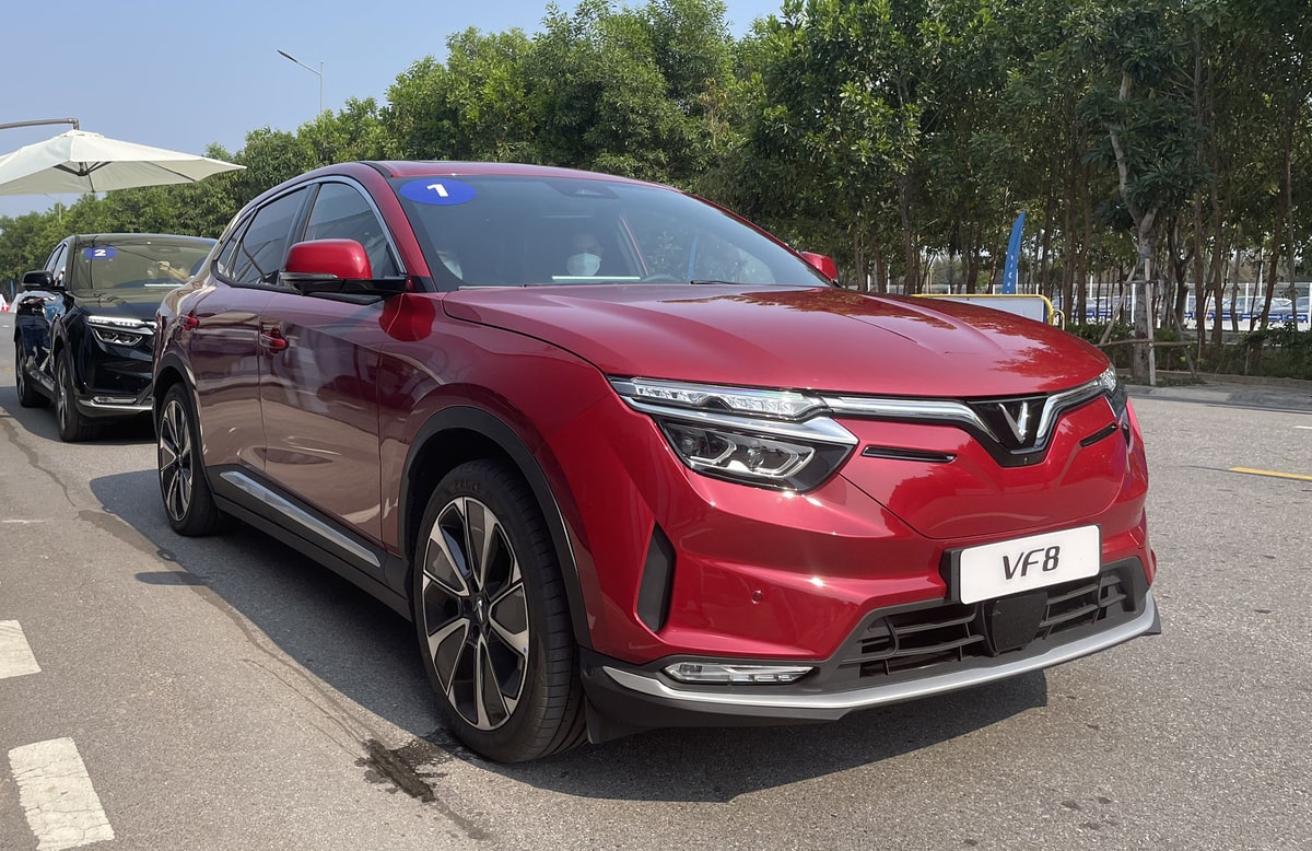 Giá xe VF 8 ở mỗi phiên bản không có mấy sự chênh lệch