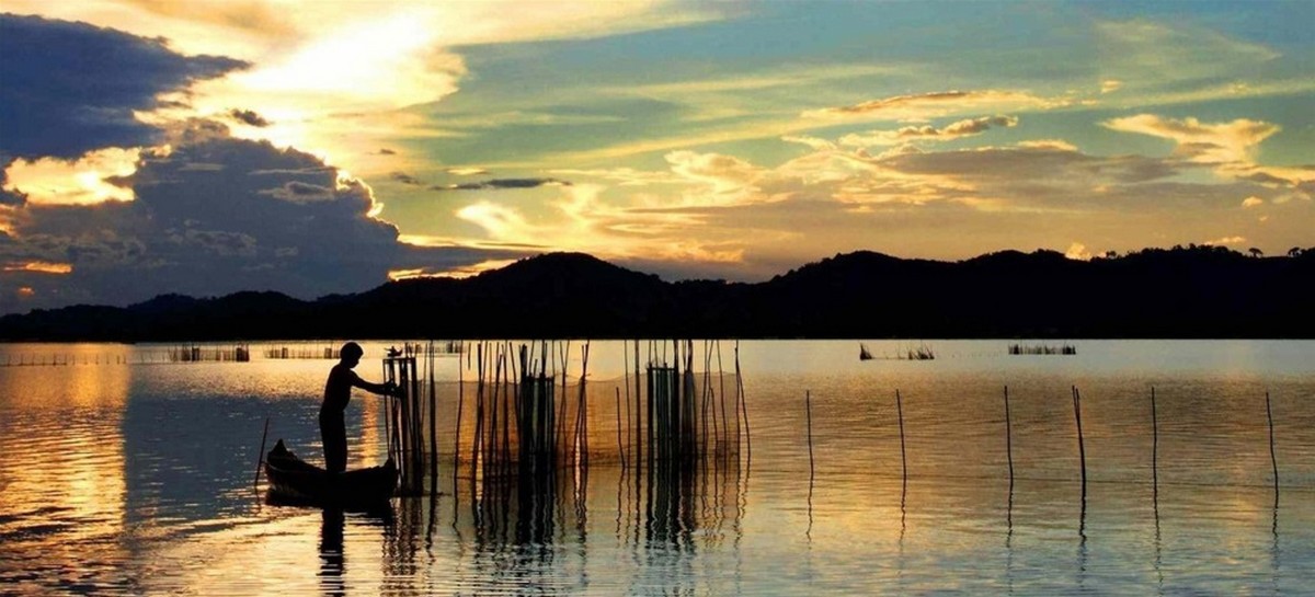 Hồ Lắk