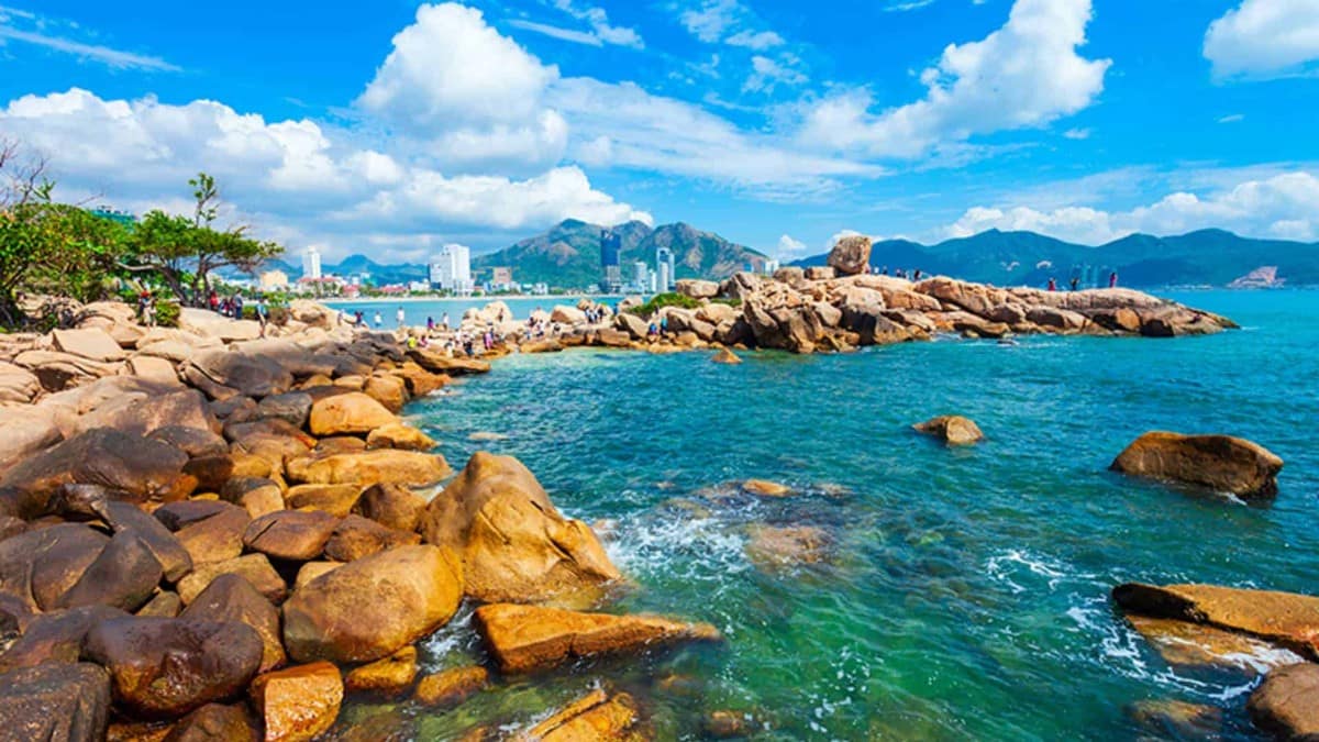 Hòn Chồng