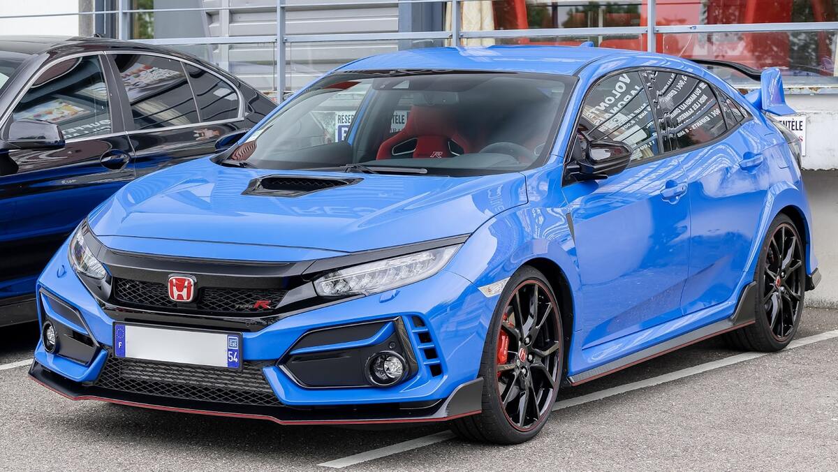 Honda Civic Type R là đối thủ cạnh tranh đáng gờm với Subaru WRX