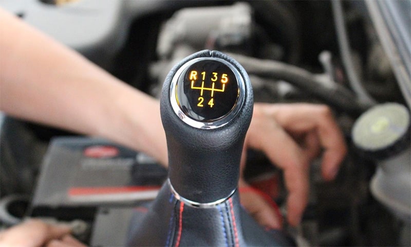 Hộp số sàn – hộp số trên ô tô là gì?