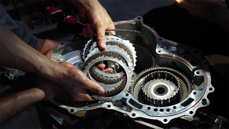 Hộp số trên ô tô là gì? 