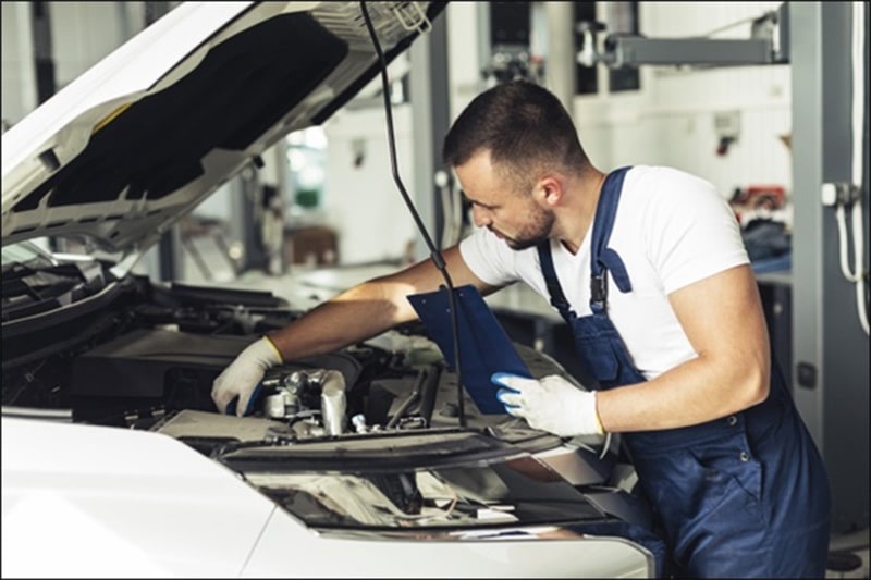 Hướng dẫn cách khởi động xe