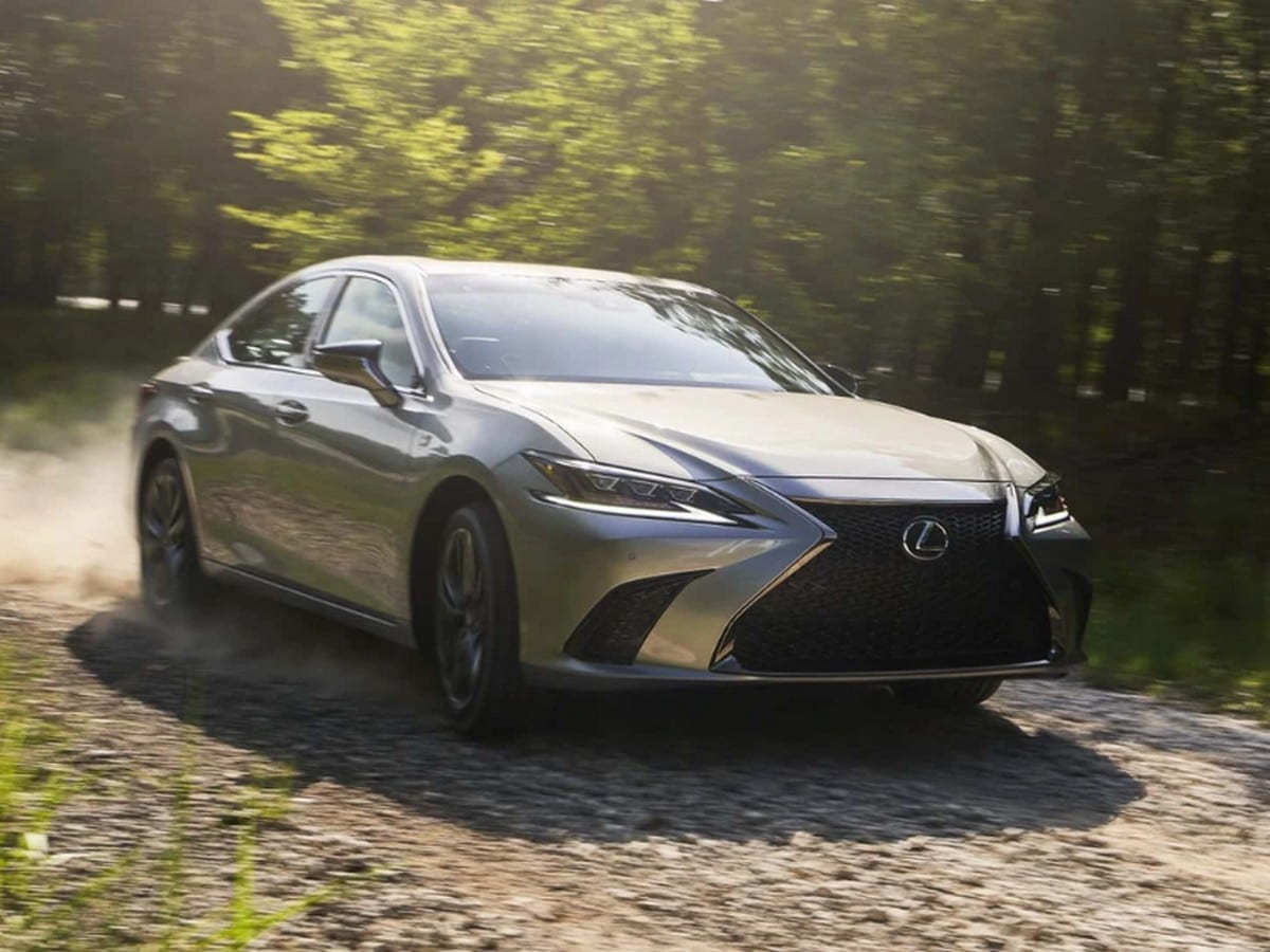 Khả năng vận hành êm ái của Lexus ES 250