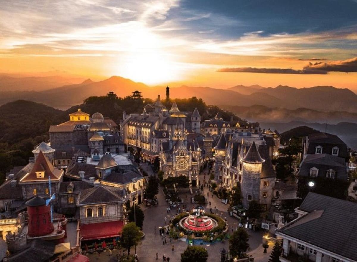 Khám phá làng Pháp