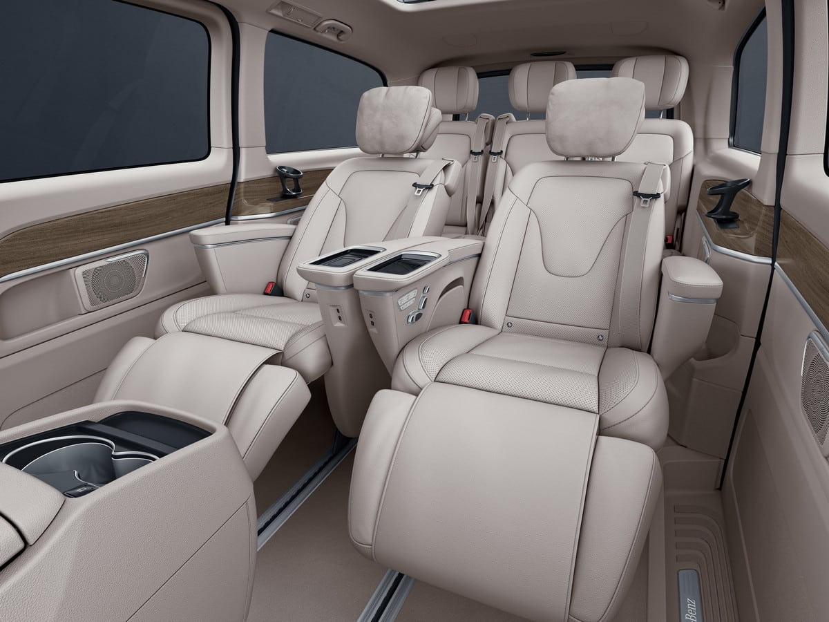 Không gian khoang ngồi Mercedes V-Class