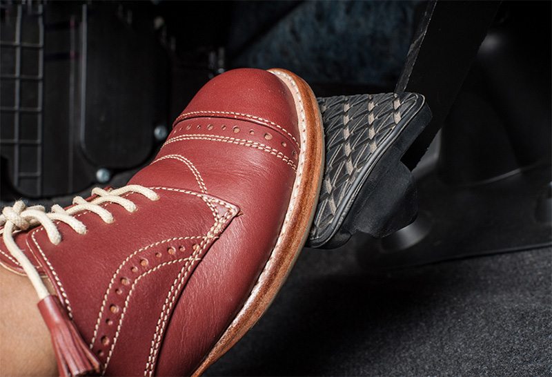 Một số kỹ thuật phanh xe ô tô đúng cách, hiệu quả an toàn