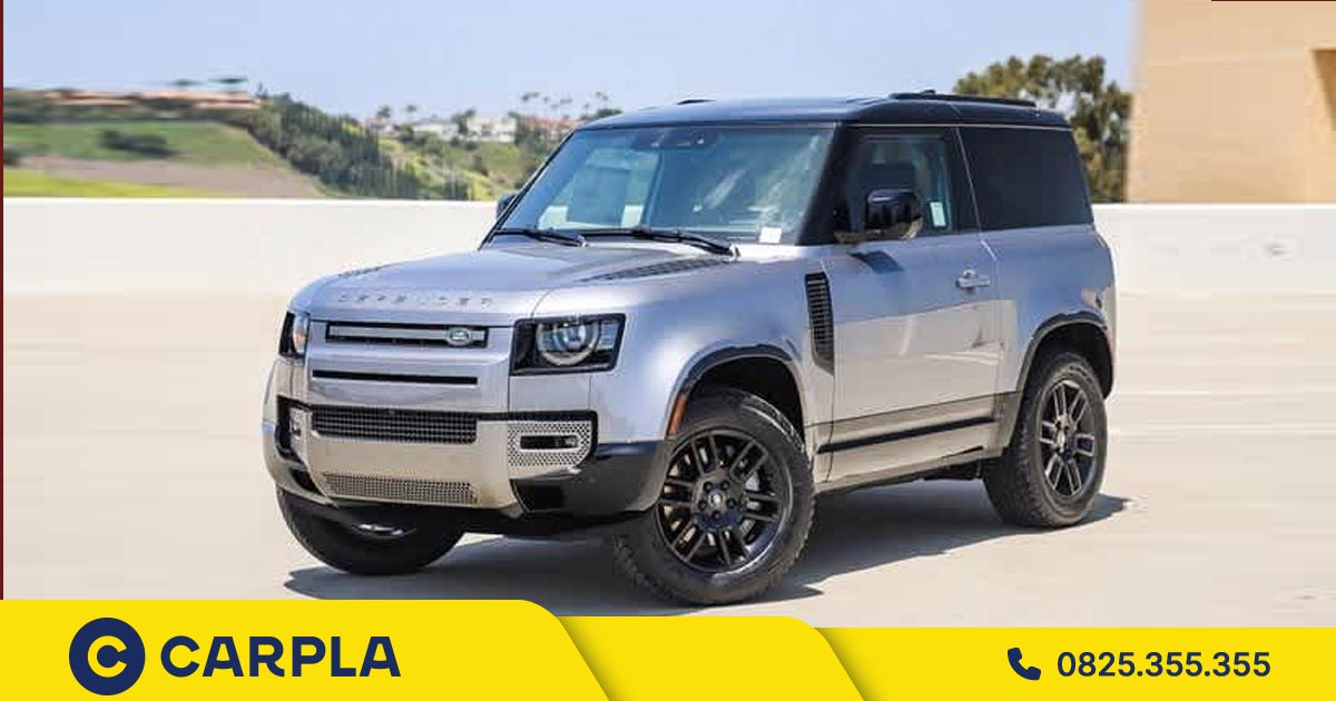 Land Rover Defender 90 là sự biểu tượng của công nghệ hiện đại, an toàn