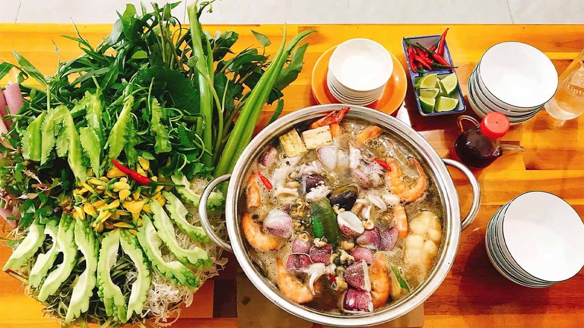 Lẩu mắm cá linh