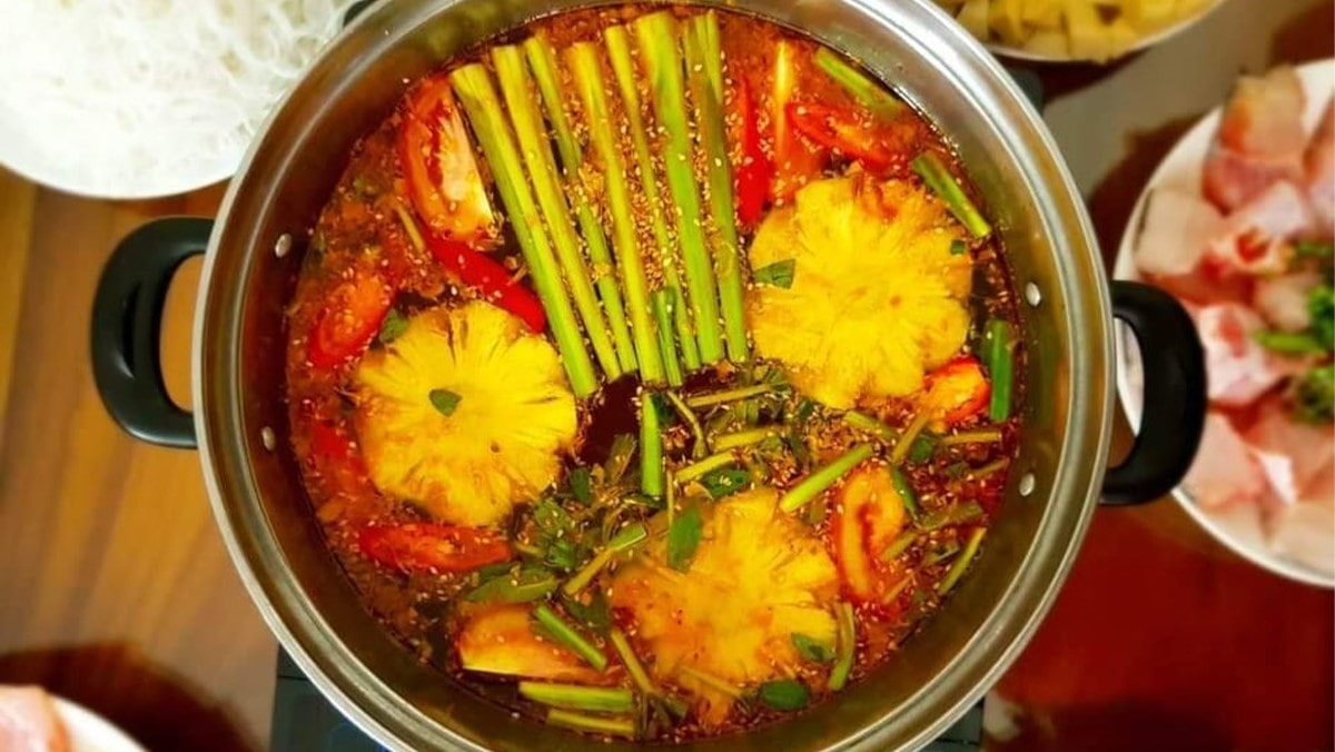 Lẩu măng chua