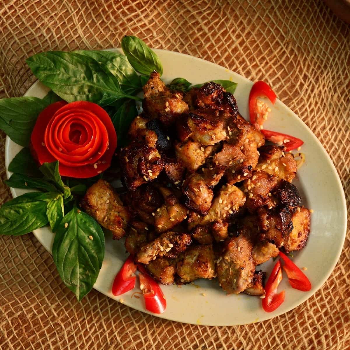 Lợn mán nướng riềng mẻ: