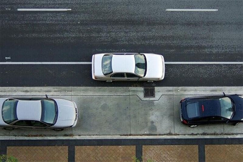 Lưu ý khi tấp xe vào lề