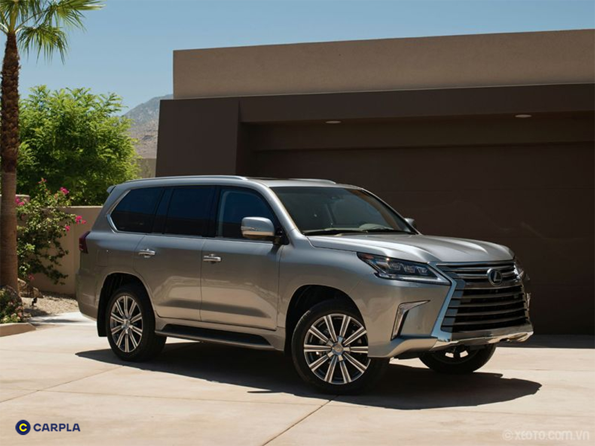 BMW X7 và Lexus LX570 là hai mẫu SUV hạng sang được xem như “kỳ phùng địch thủ”