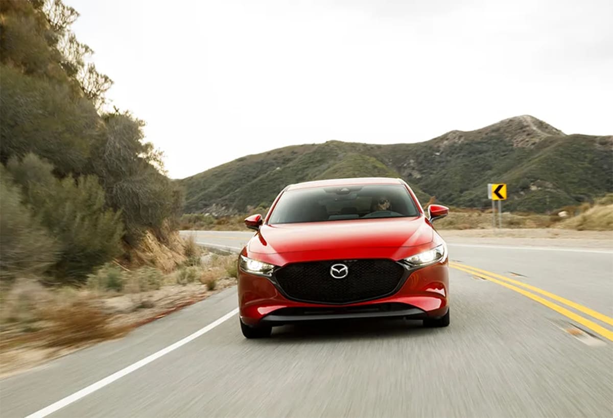 Xe Mazda 3 vận hành