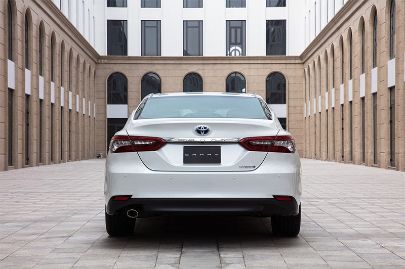 Ngoại thất đuôi xe Toyota Camry 2020