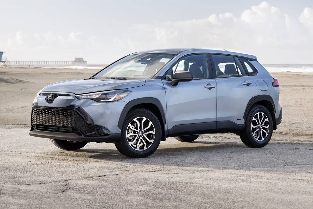 Ngoại thất Toyota Corolla Cross Hybrid 2023