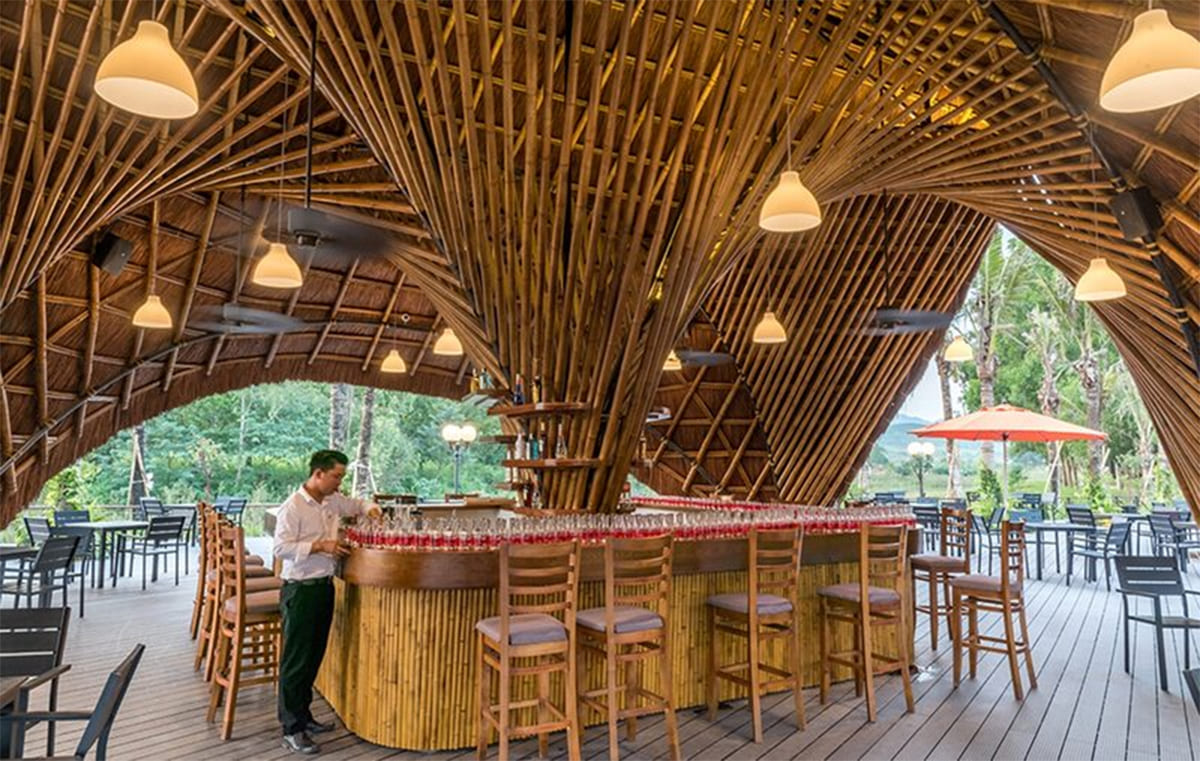 Nhà hàng ăn tại Đại Lải