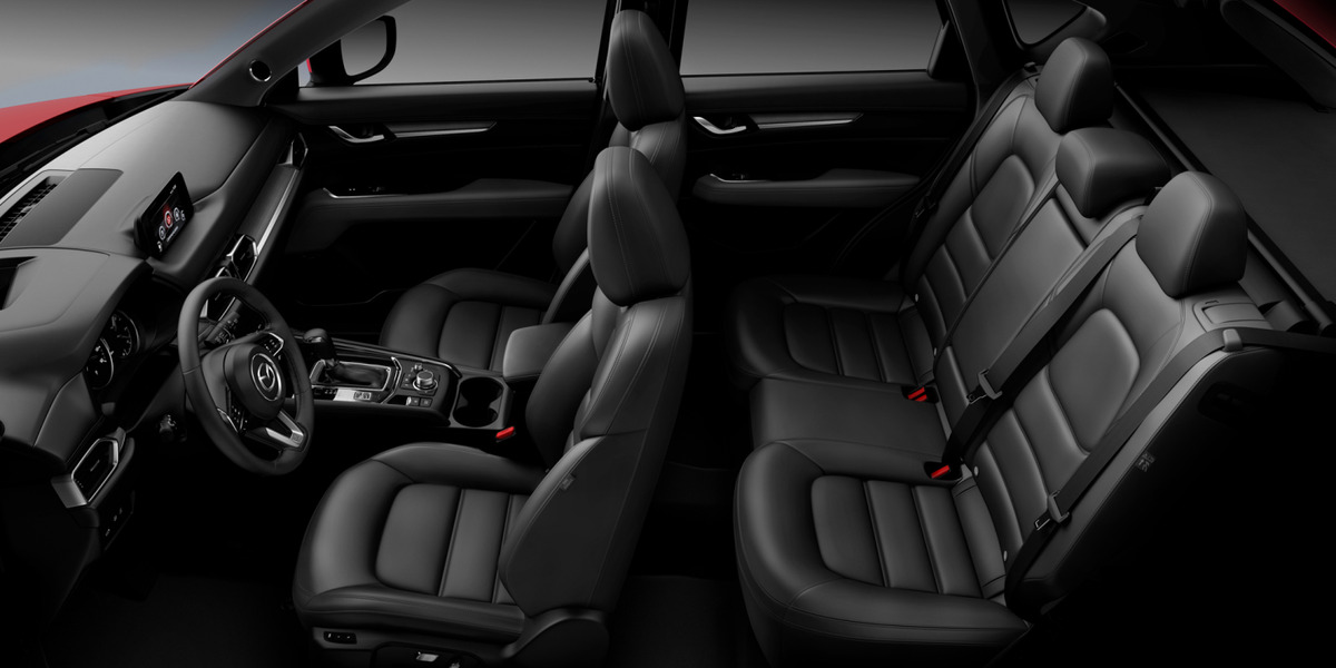 Nội thất của Mazda CX-5 2021 vô cùng sang trọng, hiện đại