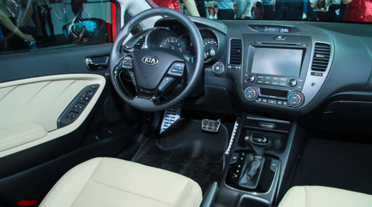 Nội thất KIA Cerato 2017