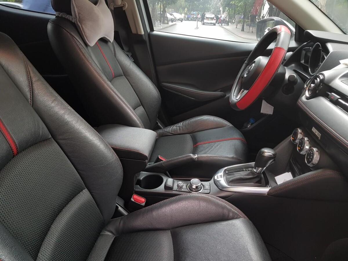 Nội thất Mazda 2 2022 sang trọng, êm ái, rộng rãi