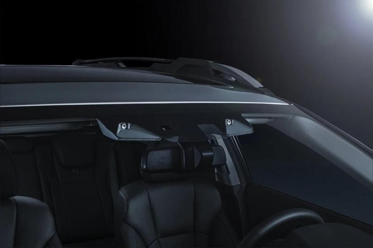 Nội thất Subaru Outback còn được trang bị một số tiện ích hiện đại khác