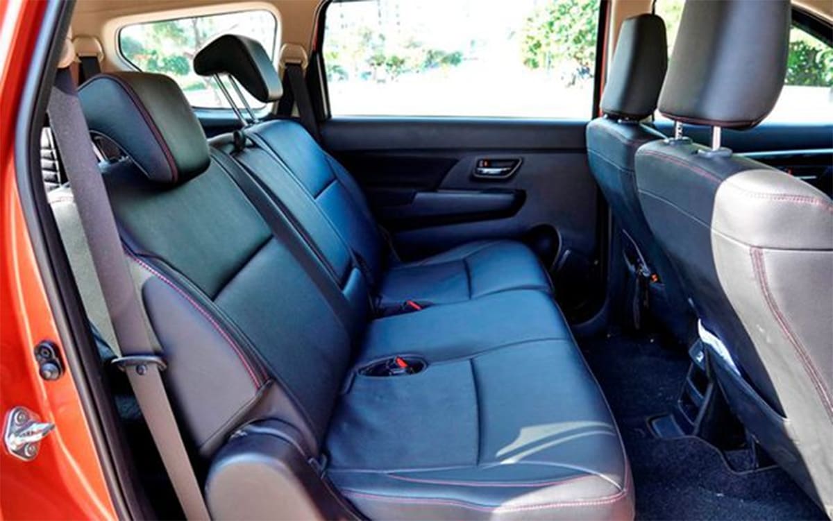 Nội thất Suzuki XL7