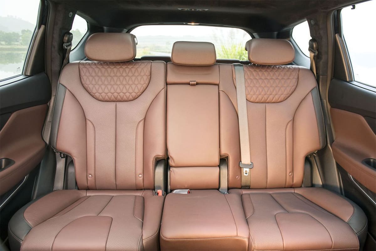 Nội thất xe Hyundai SantaFe 2022