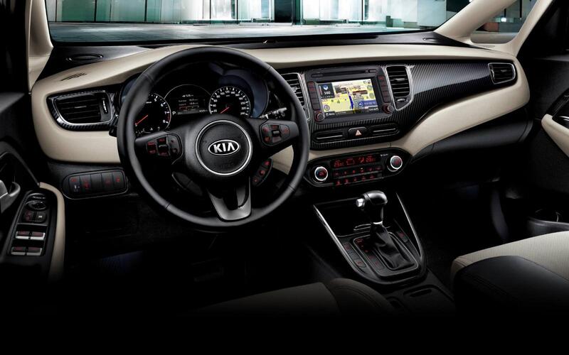 Nội thất xe KIA Rondo
