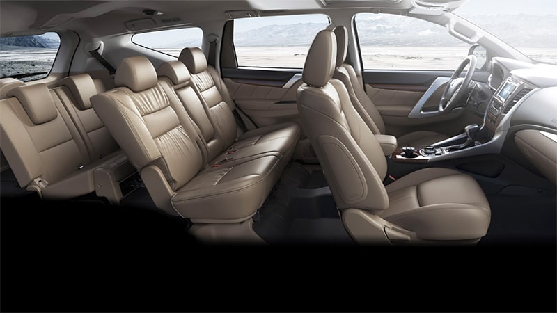 Nội thất hàng ghế xe Mitsubishi Pajero Sport